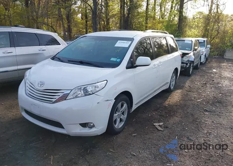 2015 Toyota Sienna Le 8 Passenger из США, поврежденный, VIN 5TDKK3DC5FS577945